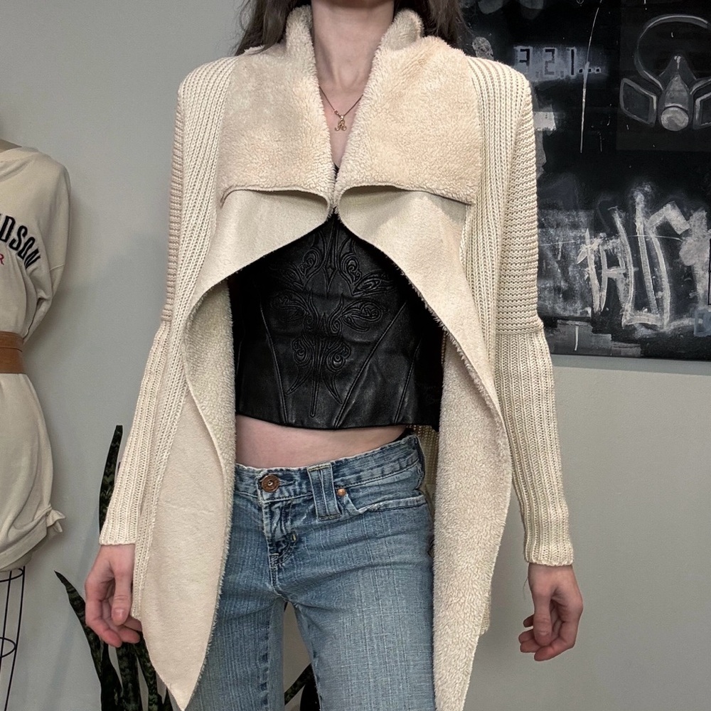 Quinn Cream Sweater with Fleece Collar